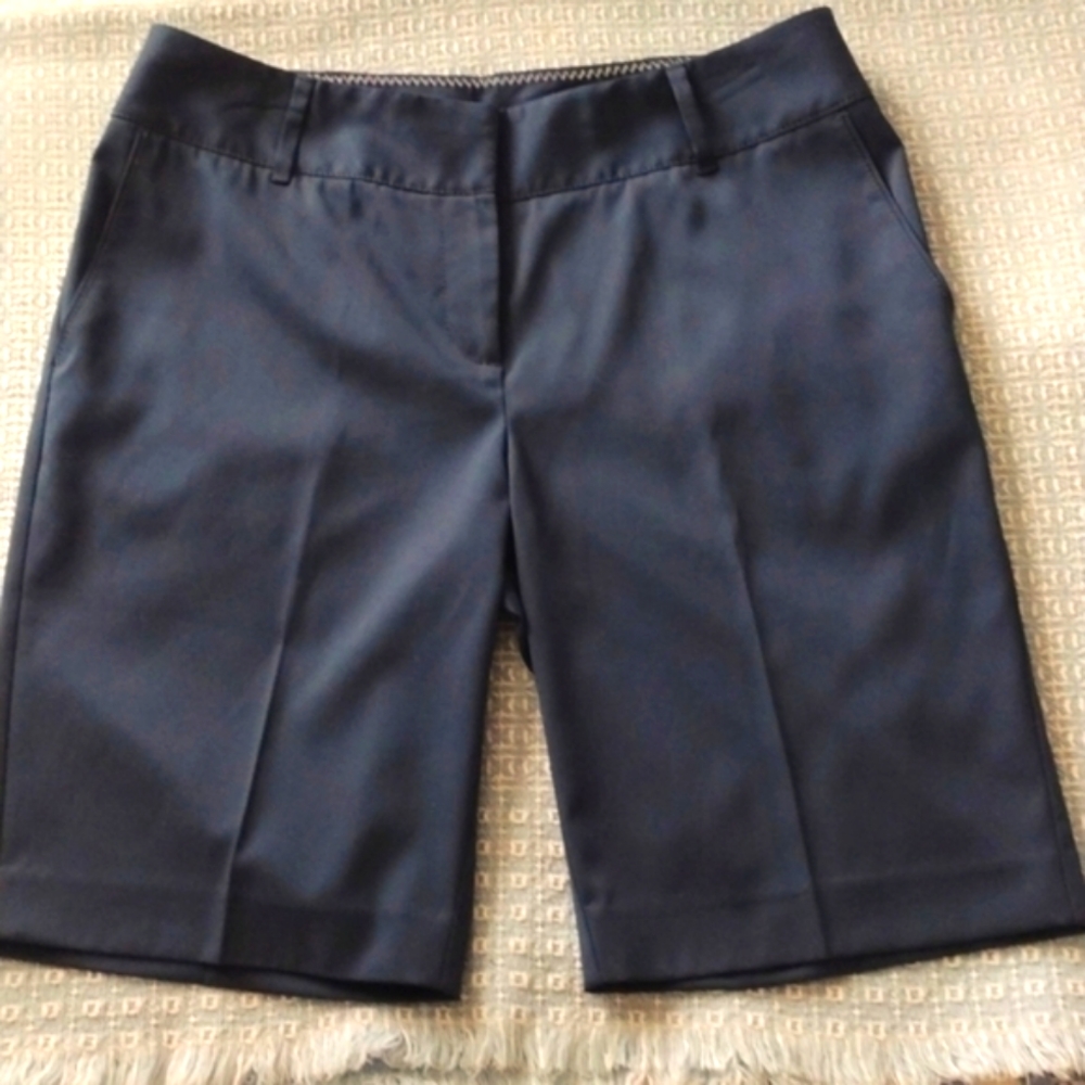 Annika Cutter & Buck Women's Golf Shorts Navy  Size 8